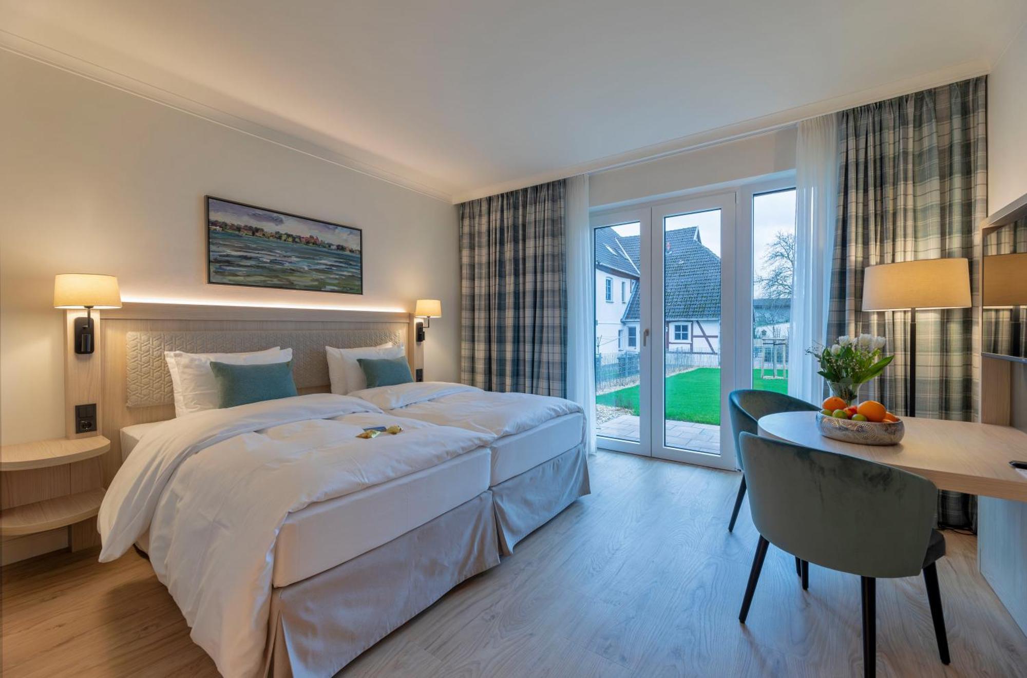 Seehotel Zarrentin Zarrentin am Schaalsee エクステリア 写真