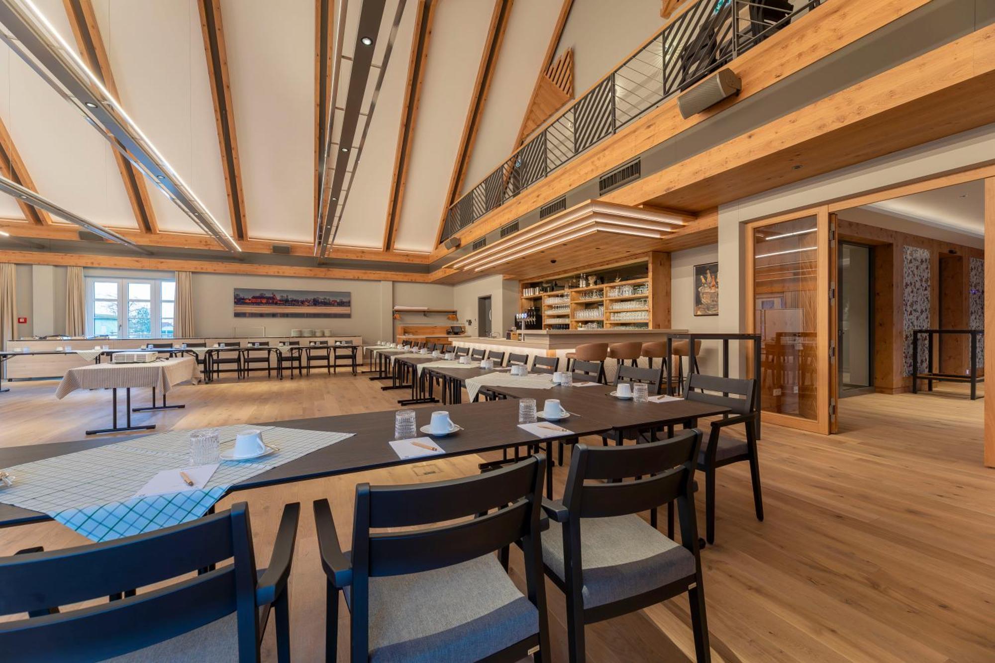 Seehotel Zarrentin Zarrentin am Schaalsee エクステリア 写真