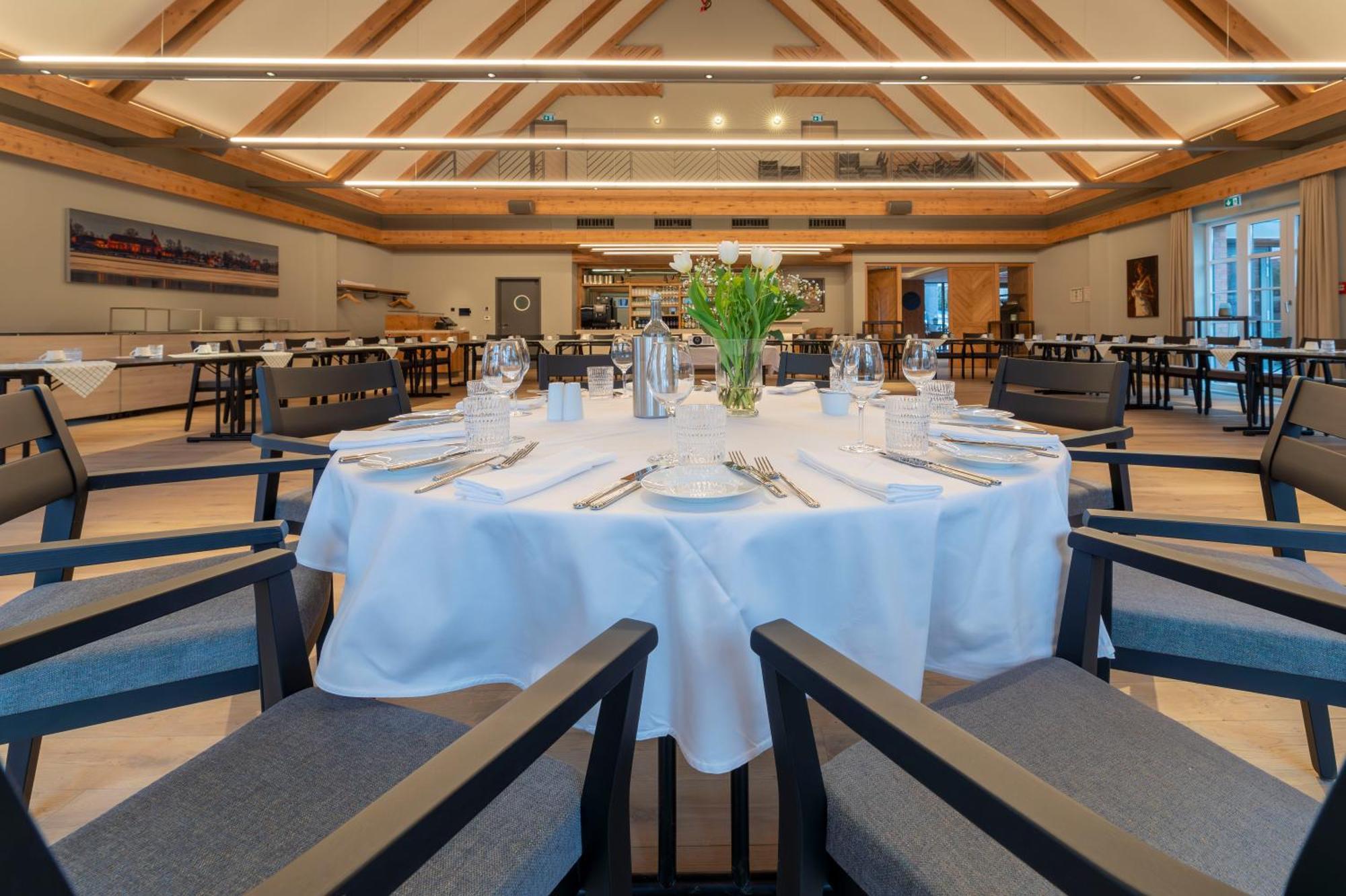 Seehotel Zarrentin Zarrentin am Schaalsee エクステリア 写真