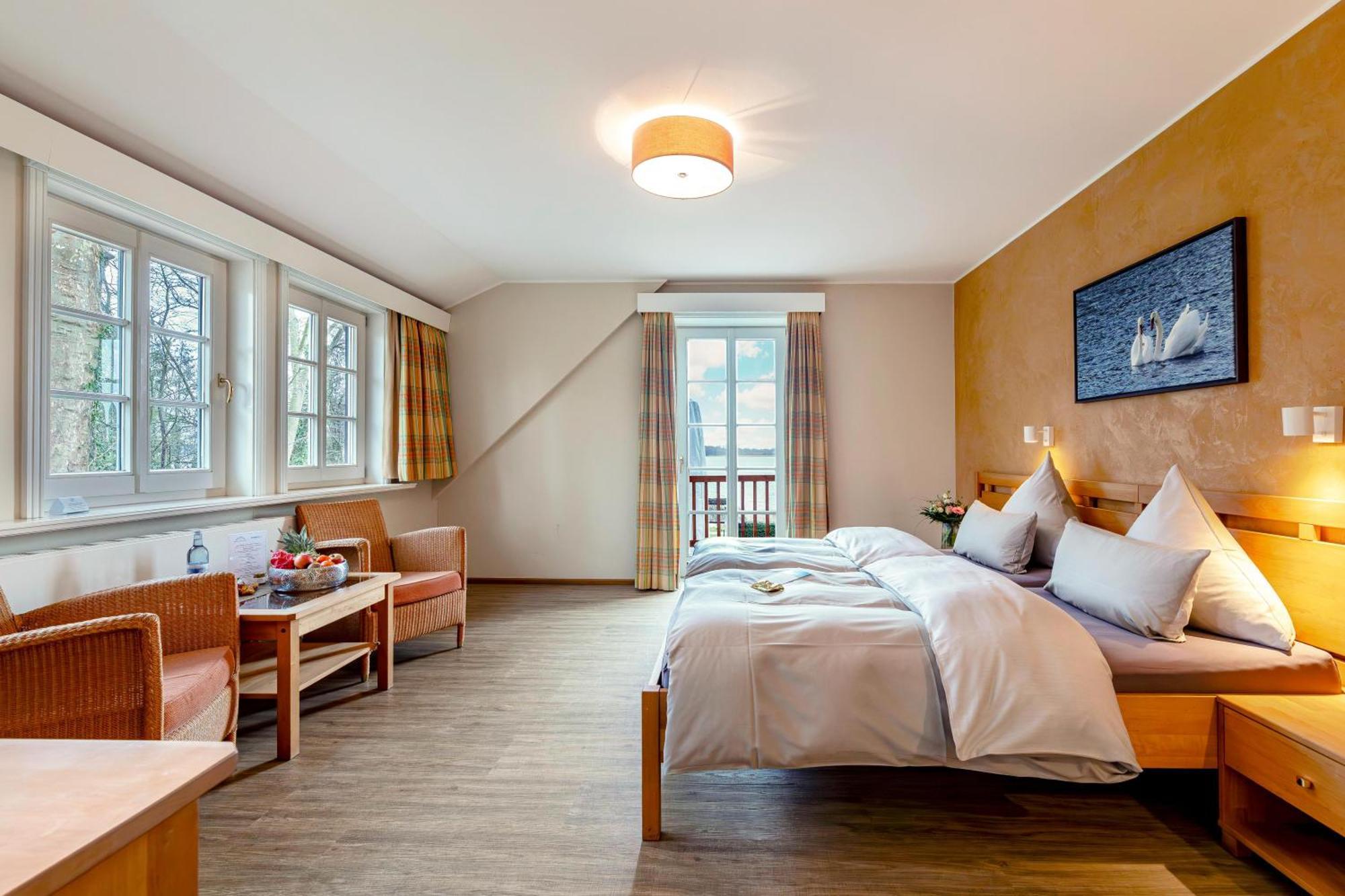 Seehotel Zarrentin Zarrentin am Schaalsee エクステリア 写真