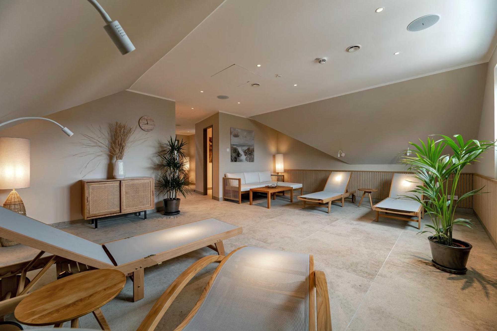 Seehotel Zarrentin Zarrentin am Schaalsee エクステリア 写真